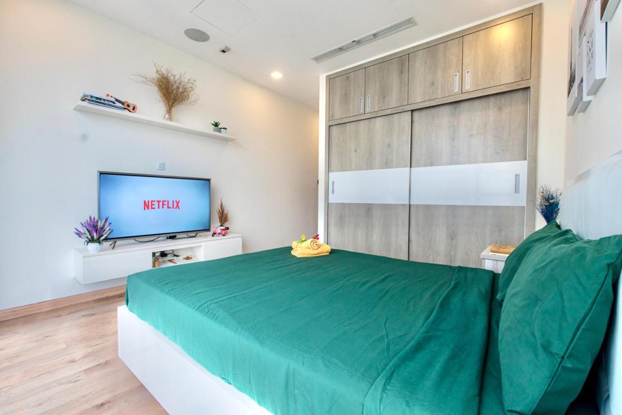 Moxy Hcmc Aparts - Vinhomes Central Park, Ice Rink Cidade de Ho Chi Minh Exterior foto