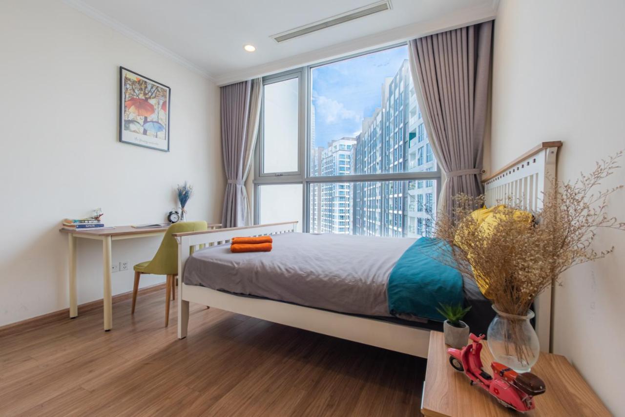 Moxy Hcmc Aparts - Vinhomes Central Park, Ice Rink Cidade de Ho Chi Minh Exterior foto